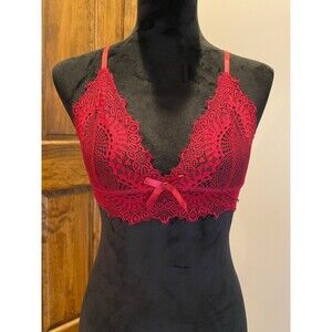 Burgundy Lace Bralette Size Large Sexy Lacey Chic Beautuful EUC